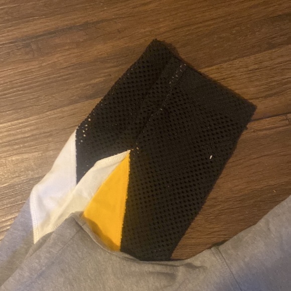 Pink - Picture 2 of 3